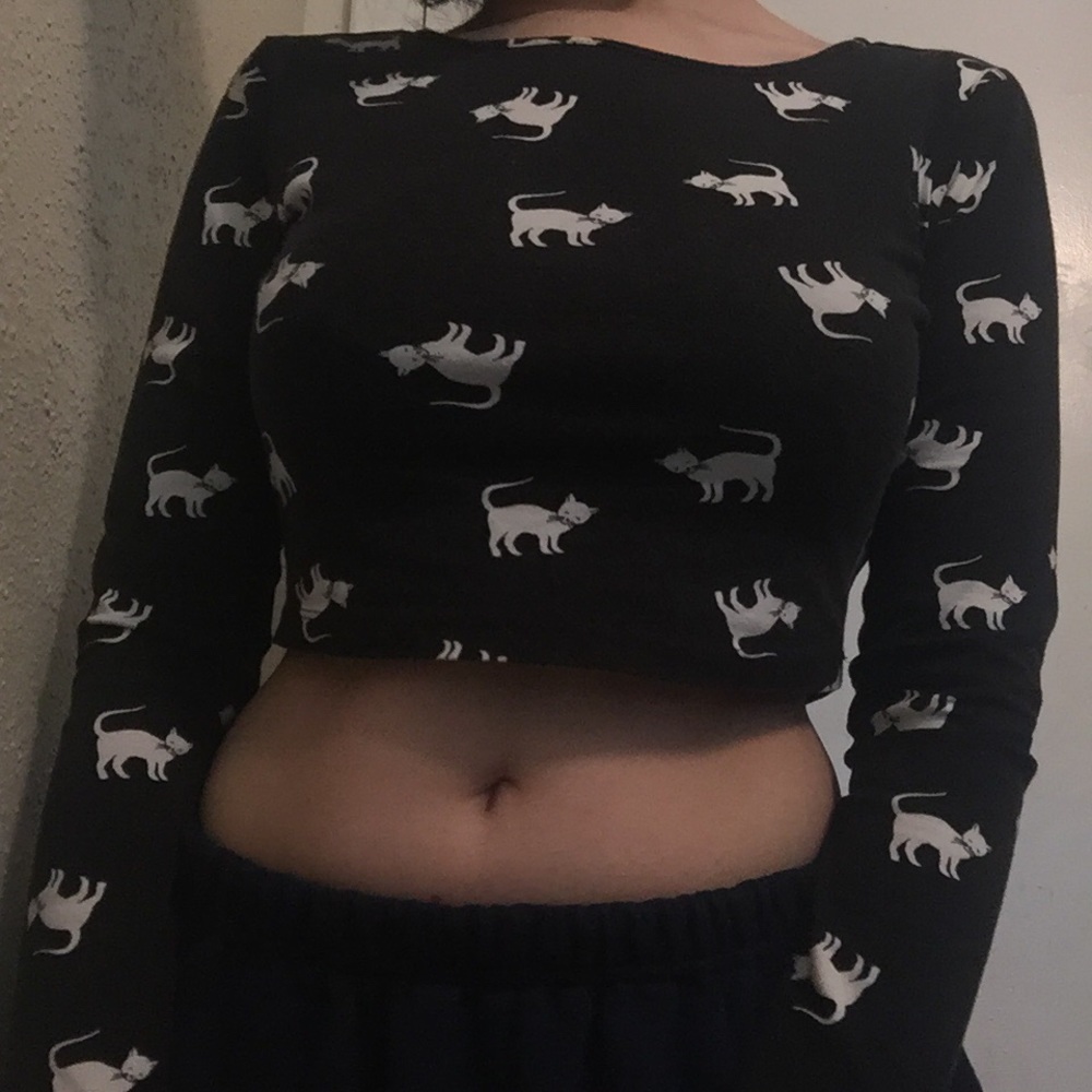 Cat print longsleeve crop top